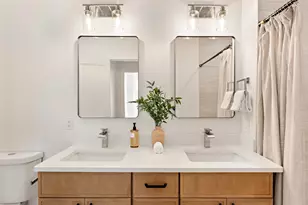 28A Swan Ave, Boston, MA 02128 - Photo 17