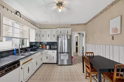 34 Baker Rd, Everett, MA 02149 - Photo 13