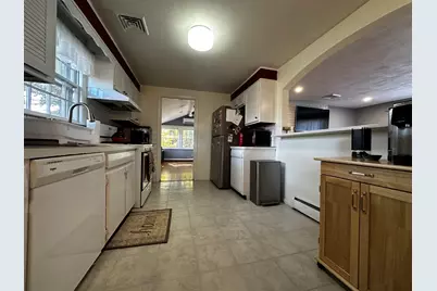 66 Buckingham Dr #--, Billerica, MA 01821 - Photo 3