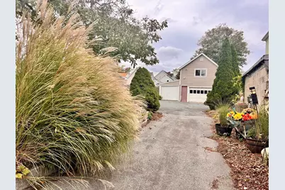 580 Pine St, Fall River, MA 02720 - Photo 3