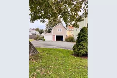 580 Pine St, Fall River, MA 02720 - Photo 5