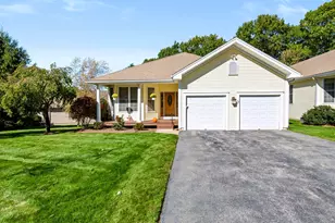80 Taft Hil Ln, Uxbridge, MA 01569 - Photo 1