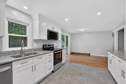7 Hancock St, Plainville, MA 02762 - Photo 9