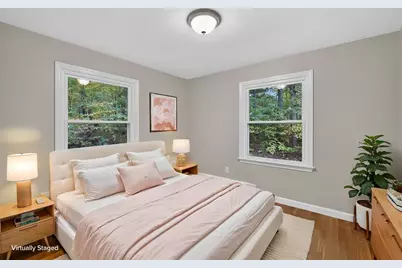 7 Hancock St, Plainville, MA 02762 - Photo 27