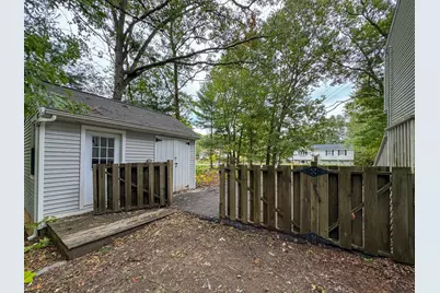 19 Montgomery Dr, Plymouth, MA 02360 - Photo 9