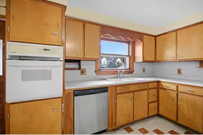 96 Canton St, Fitchburg, MA 01420 - Photo 15