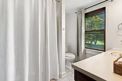 10 Sycamore Park, South Hadley, MA 01075 - Photo 33