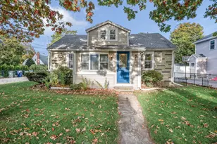 122 Federal St, Wilmington, MA 01887 - Photo 1