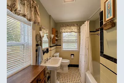 18 Primrose Dr, Seekonk, MA 02771 - Photo 5