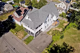 33 Balis St, Springfield, MA 01109 - Photo 1
