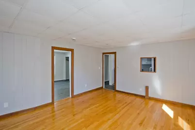 33 Balis St #2, Springfield, MA 01109 - Photo 3