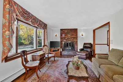 264 Bigelow St, Marlborough, MA 01752 - Photo 11