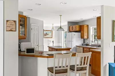 37 Willow Bend Blvd, Plymouth, MA 02360 - Photo 5