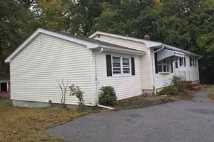 28 Arnold St, Taunton, MA 02780 - Photo 3
