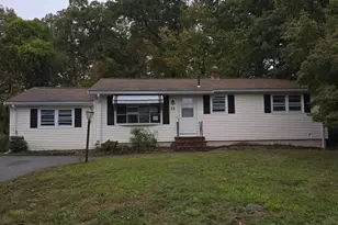28 Arnold St, Taunton, MA 02780 - Photo 1