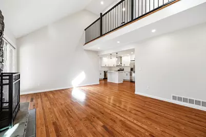 139 E Hill Rd, Brimfield, MA 01010 - Photo 3