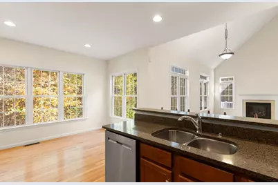 35 Daisy Ln #35, Raynham, MA 02767 - Photo 9