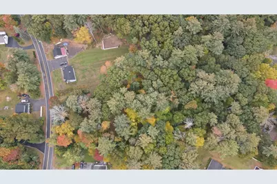 60 Brookdale Rd, Salem, NH 03079 - Photo 5