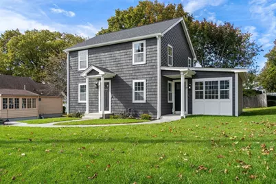 8 Strafford Rd #8, Westwood, MA 02090 - Photo 3
