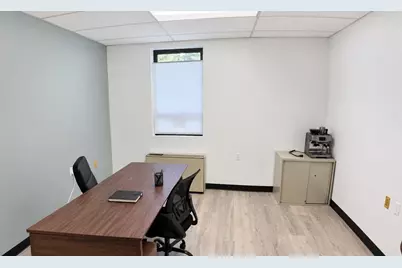 121 Middlesex Tpke #4, Burlington, MA 01803 - Photo 5