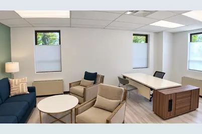 121 Middlesex Tpke #2, Burlington, MA 01803 - Photo 3