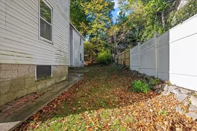 15 Circuit Ave E #1, Worcester, MA 01603 - Photo 23