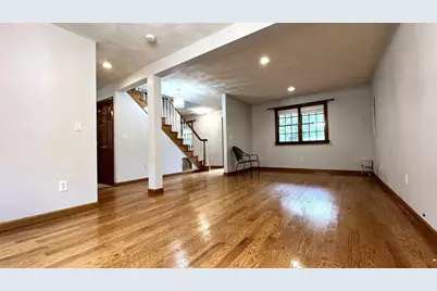 5 Kinney Ave, Burlington, MA 01803 - Photo 11