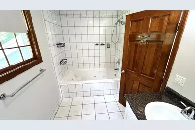 5 Kinney Ave, Burlington, MA 01803 - Photo 25