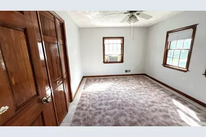 5 Kinney Ave, Burlington, MA 01803 - Photo 21