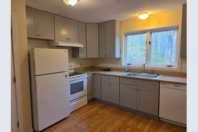 32 Salem Pl #32, Amherst, MA 01002 - Photo 7