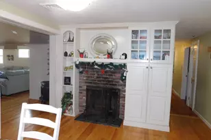 24 Chestnut St, Grafton, MA 01519 - Photo 11