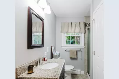 29 Evergreen St, Fairhaven, MA 02719 - Photo 11