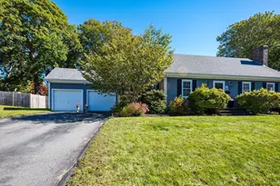 29 Evergreen St, Fairhaven, MA 02719 - Photo 1