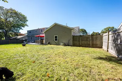 29 Evergreen St, Fairhaven, MA 02719 - Photo 27