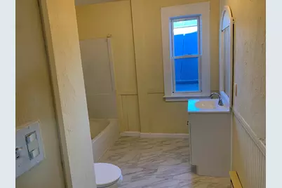 130 Canterbury St, Worcester, MA 01603 - Photo 11