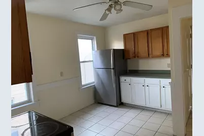130 Canterbury St, Worcester, MA 01603 - Photo 17