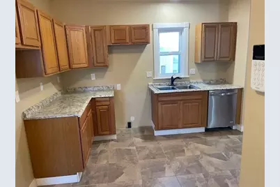 34 Andrew Street, Springfield, MA 01109 - Photo 11
