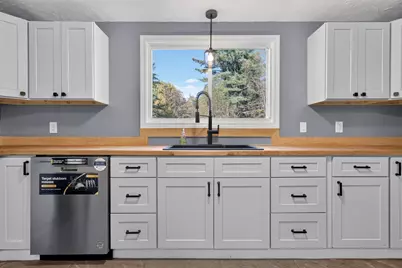 9 Thompson Rd, Hubbardston, MA 01452 - Photo 3