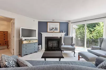 197 Bridle Cross Rd #197, Fitchburg, MA 01420 - Photo 5