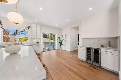 4 Crescent Rd #1, Needham, MA 02494 - Photo 9