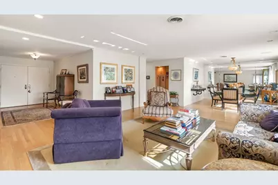 209 Commonwealth Ave #2A, Newton, MA 02467 - Photo 7