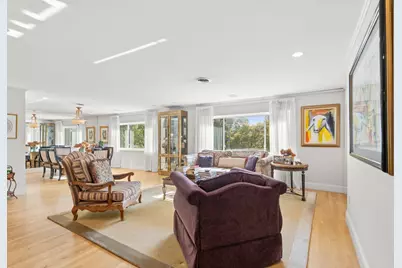 209 Commonwealth Ave #2A, Newton, MA 02467 - Photo 5