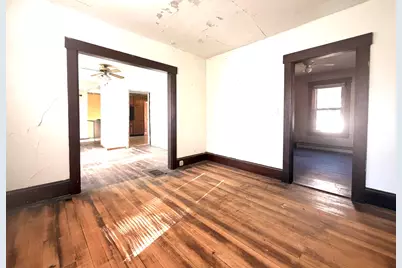 20 Adams St, Orange, MA 01364 - Photo 7