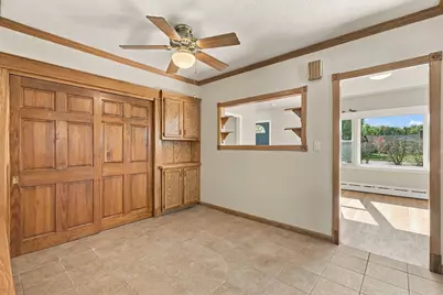 671 James St, Chicopee, MA 01020 - Photo 5