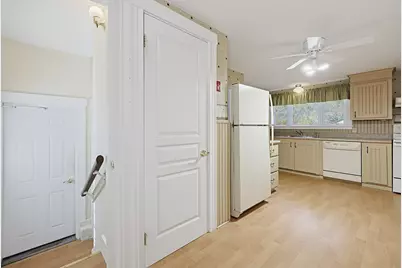 34 Fairlawn St, Northbridge, MA 01588 - Photo 19