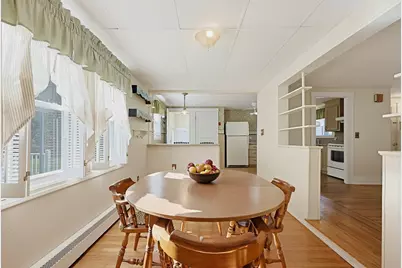 34 Fairlawn St, Northbridge, MA 01588 - Photo 11