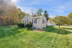 34 Fairlawn St, Northbridge, MA 01588 - Photo 37