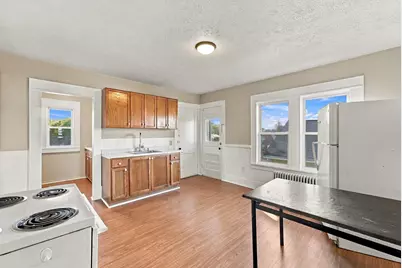 119-121 Meadow St. #3FL, Chicopee, MA 01013 - Photo 3