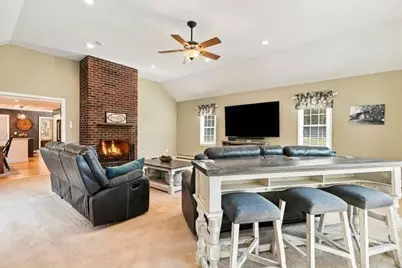9 Jonathans Way, Upton, MA 01568 - Photo 15