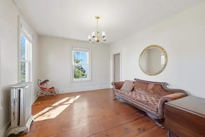 16 Cottage St, West Brookfield, MA 01585 - Photo 9